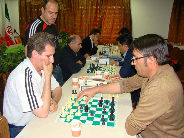 برگزاری مسابقات شطرنج گرامیداشت هفته کار و کارگر در کلرپارس